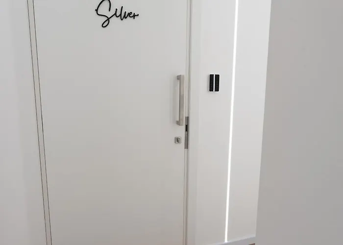 Daire Tre Gemme In Centro - Silver